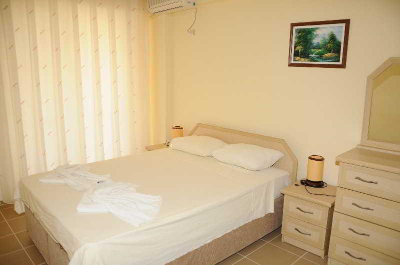 Club Aegean Apartment Altınkum Екстериор снимка